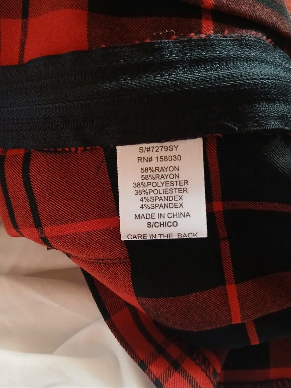 Love Tree Red and Black Plaid Pleated Skirt